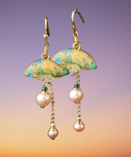 Moonlit Fan & Pearl Dew: Retro Earrings of a Thousand Dreams