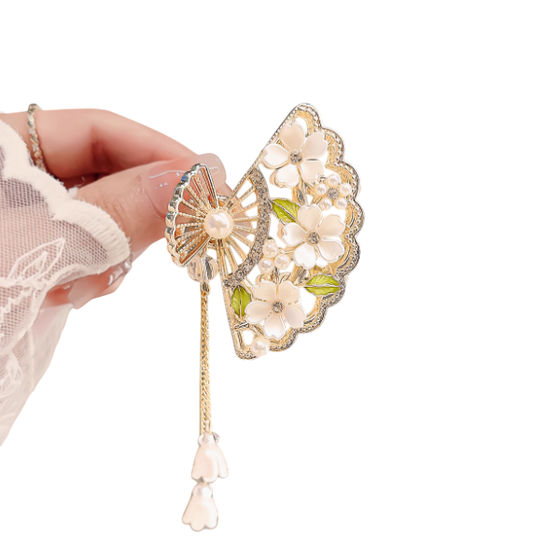 Secret Garden Fan: Lily of the Valley's Promise Hair Clamp