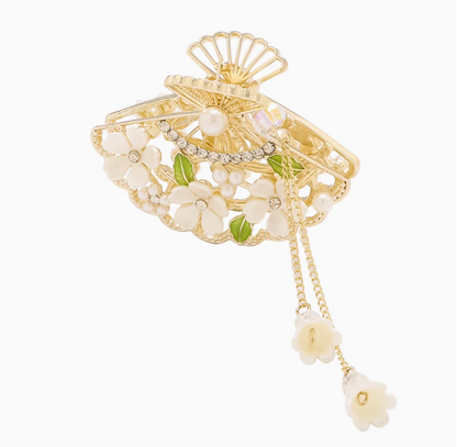 Secret Garden Fan: Lily of the Valley's Promise Hair Clamp